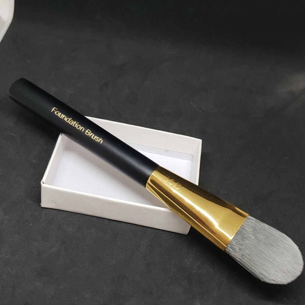 Billion dollar brushes foundation brush - Picture 2 of 4